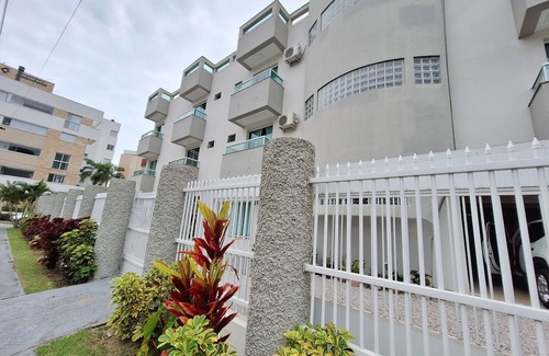 Governador Celso Ramos Apartment | Apt for 5 people 400 meters from the sea.