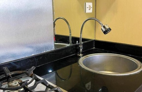 Jakarta Apartment | Apt Gardenia Boulevard Warung Buncit 1BR With Pool by Damaresa