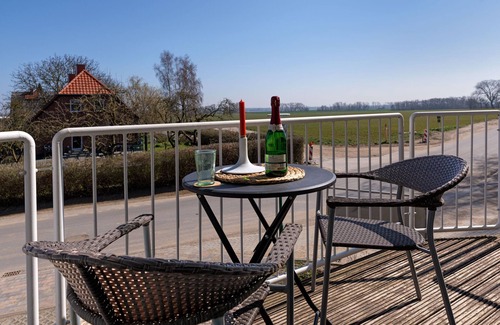 Gollwitz Apartment | Apt. Lieblingsplatz - Cozy living just 400 meters from the natural beach