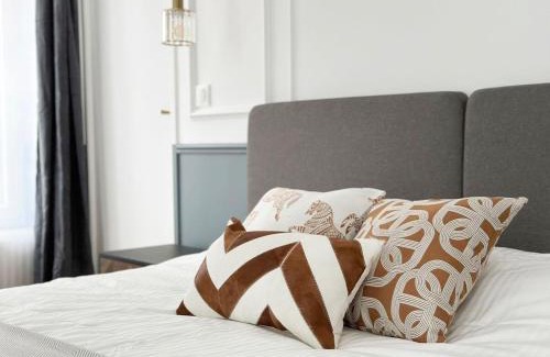 Chaussee-d'Antin Apartment | Apt lux walk to Opera Lafayette