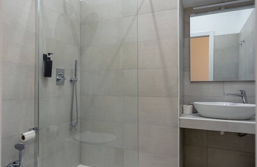 Vatican Apartment | APT Rome 5 BDRM’s