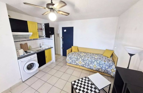 Leucate Apartment | APT T2 sleeps 4 PORT LEUCATE