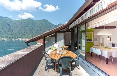 Nesso Apartment | APT with Terrace and shared Pool! Lake view!