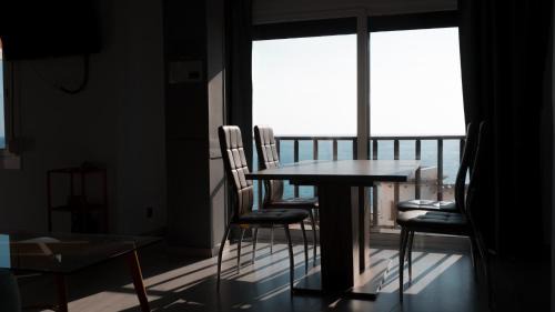 Sitges Apartment | Apto 1ª LÍNEA DE MAR con VISTAS a Sitges