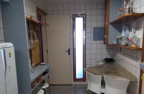 Centro Apartment | Apto Amplo, Excelente Localização e de Frente Para a Praia