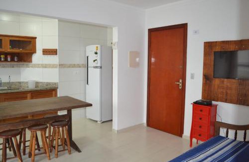 Praia Grande Apartment | Apto Canto do Forte, iluminado e arejado.