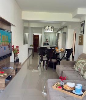 Piratuba Apartment | Apto Lírio da Paz- 3 Quartos com sacadas,espaçoso e de frente para avenida principal!