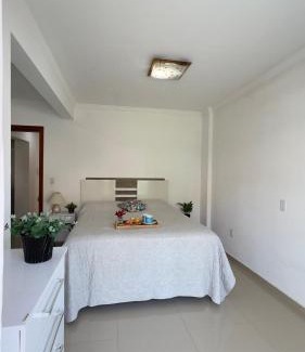 Piratuba Apartment | Apto Lírio da Paz- 3 Quartos com sacadas,espaçoso e de frente para avenida principal!