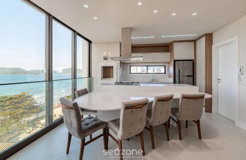 Porto Belo Apartment | Apto moderno com vista para o mar LLR802