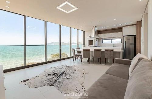 Porto Belo Apartment | Apto moderno com vista para o mar LLR802