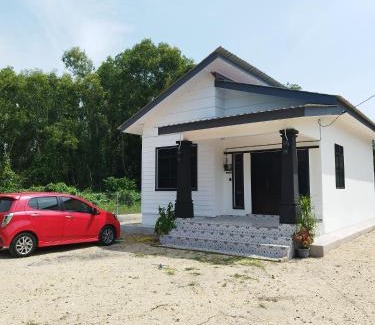 Kampung Nail House | Aqilla Homestay Besut