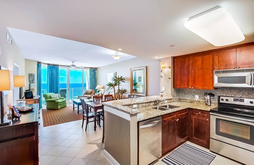 Panama City Beach Condo | Aqua Beach Resort by Aneliya's Rentals