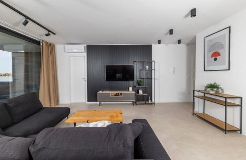 Privlaka Apartment | Aqua Blue by Belmont Realty