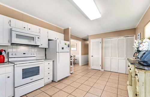 St. George Island House | Aqua-Holic Beautiful NEW POOL! Only 125 steps to the beach!