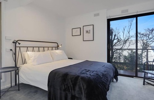 Merimbula House | Aqua La Vista - 4 Bedroom Pet Friendly House