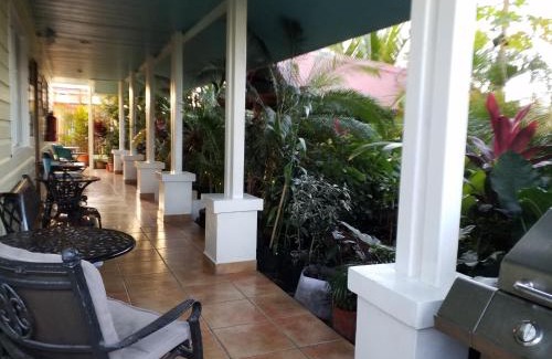 Bocas del Toro Apartment | AQUA POINT CONDOS RENTALs