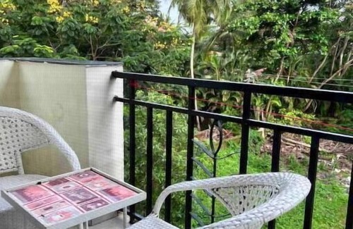 Nagoa Apartment | Aqua: Pvt Apartment w Pool in Arpora Slow Stays