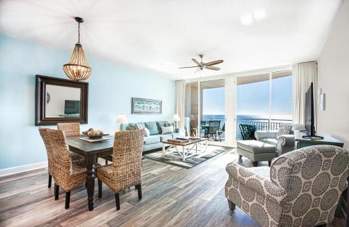 Panama City Beach Apartment | Aqua Resort 905 by Emerald Coast Retreats