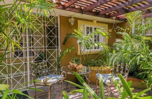 Havendale House | Aquahaven Retreat in Kingston