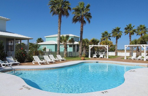 Port Aransas House | Aquaholics Anonymous, Brand-new 5 Bedroom Home -NO HARVEY DAMAGE