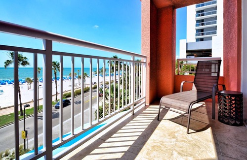 Clearwater Beach Condo | Aqualea - Hyatt Residence 301 Luxury 3 Bedroom 3.5 Bathroom on Clearwater Beach at Aqualea