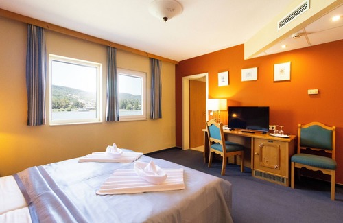 Szentendrei Hotel | Aquamarina Hotel Visegrád