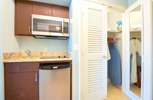 Key Biscayne House | Aquamarine by VIAC - Stunning Studio Apartment Sited @ The Ritz Carlton