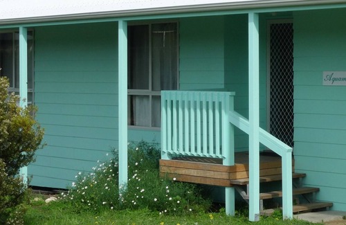 Baudin Beach House | * * * Aquamarine * * *nRight next to the beach