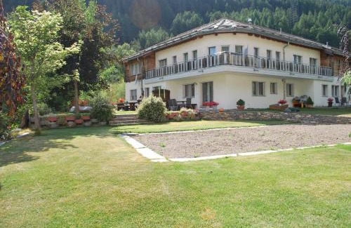 Saas Grund Ski Chalet | Aquarell Apartments