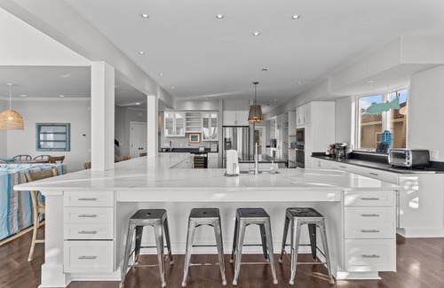 South End House | Aquarium #159 - Soundfront Home on Wrightsville Beach w/Private Dock!