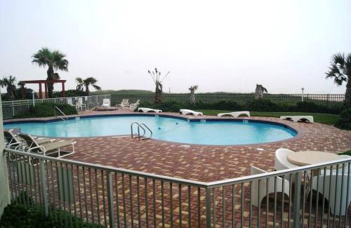 South Padre Island Apartment | Aquarius#403 beachfront with ocean view