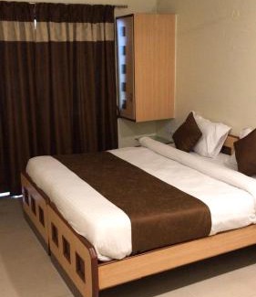 Girinagar Resort | Aquarius Resort
