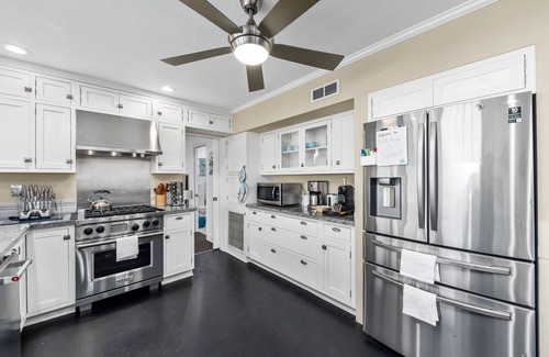 Stuart House | Aquarius South: Luxe 10BR/6BA , w/heated swimming pool+spa, private dock & more