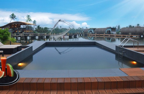 Kumbalam Hotel | Aquatic Island by Poppys Cochin