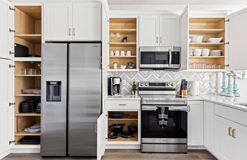 Downtown Wilmington Apartment | Aquatic @ The Cove Riverwalk Villas