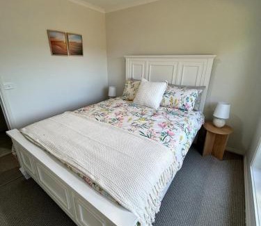 Safety Beach House | Aquawaters Beach House - 5 min walk to beach