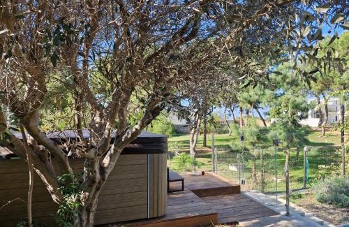 Caesarea Villa | aqueduct villa cesarea jacuzzi