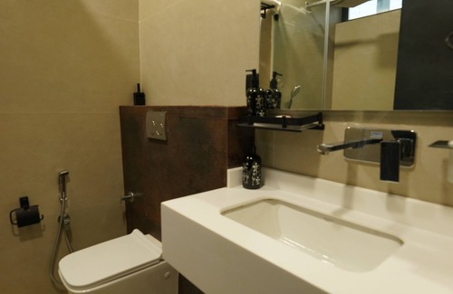 Noida Hotel | Aquila Grand Suites