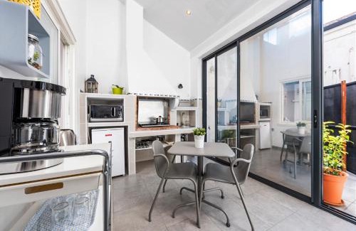 Bordeaux Sud Apartment | Aquitain Home chambre studio appartement Gare Saint Jean