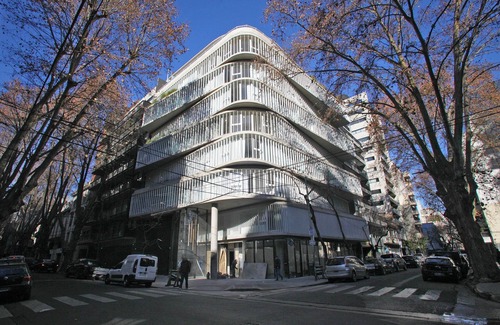 Belgrano House | "Your Temporary Home in the City: Comfortable and Central Apartment"