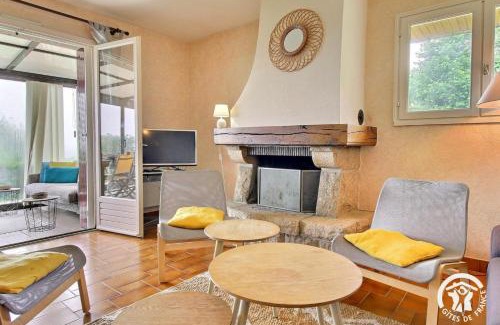 Cleguerec House | Ar gwelva