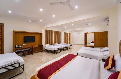 Moratandi Hotel | AR Phalazzo Resort and Banquets