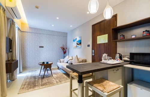 Koregaon Park Hotel | AR Suites Jewels Royale