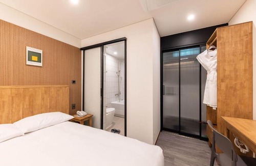 Sungin-dong Hotel | ARA Hotel