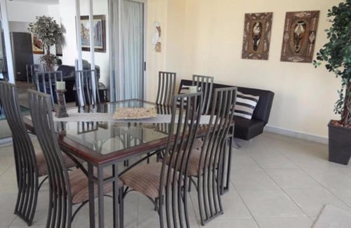 Margate Villa | Arabella No. 4