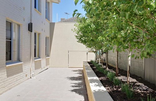 West Beach House | Arabella on West