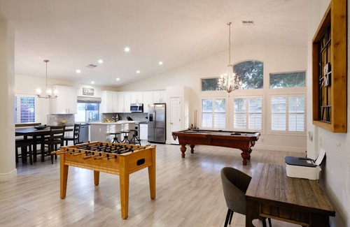 Arabian Crest House | Arabian Nights - Private Pool - Hot Tub - Games!