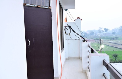Faizabad House | Aradhya Homestay Spacious 5-AC Bedrooms Ayodhya with Wi-Fi