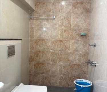 Tirupur Hotel | Aradhya Residency