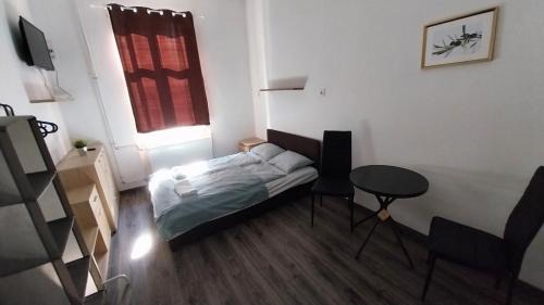 Terezvaros House | Aradi Rooms with Private bathroom in the City Centre